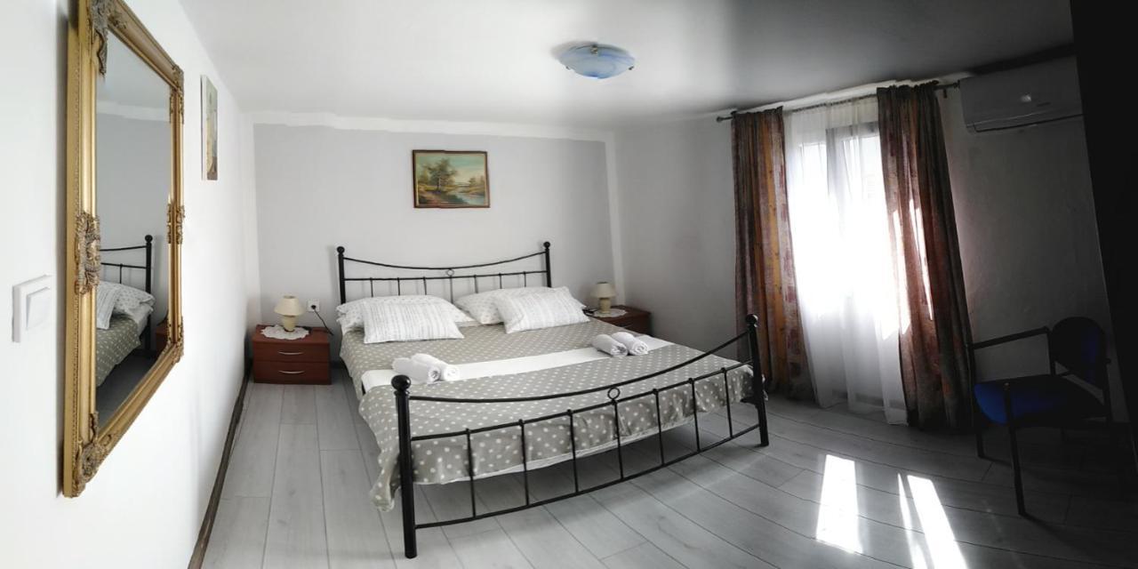 Casa Simeti Poreč Exterior foto